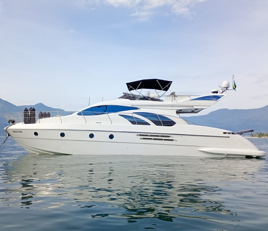 Foto da embarcação INTERMARINE 520 FULL